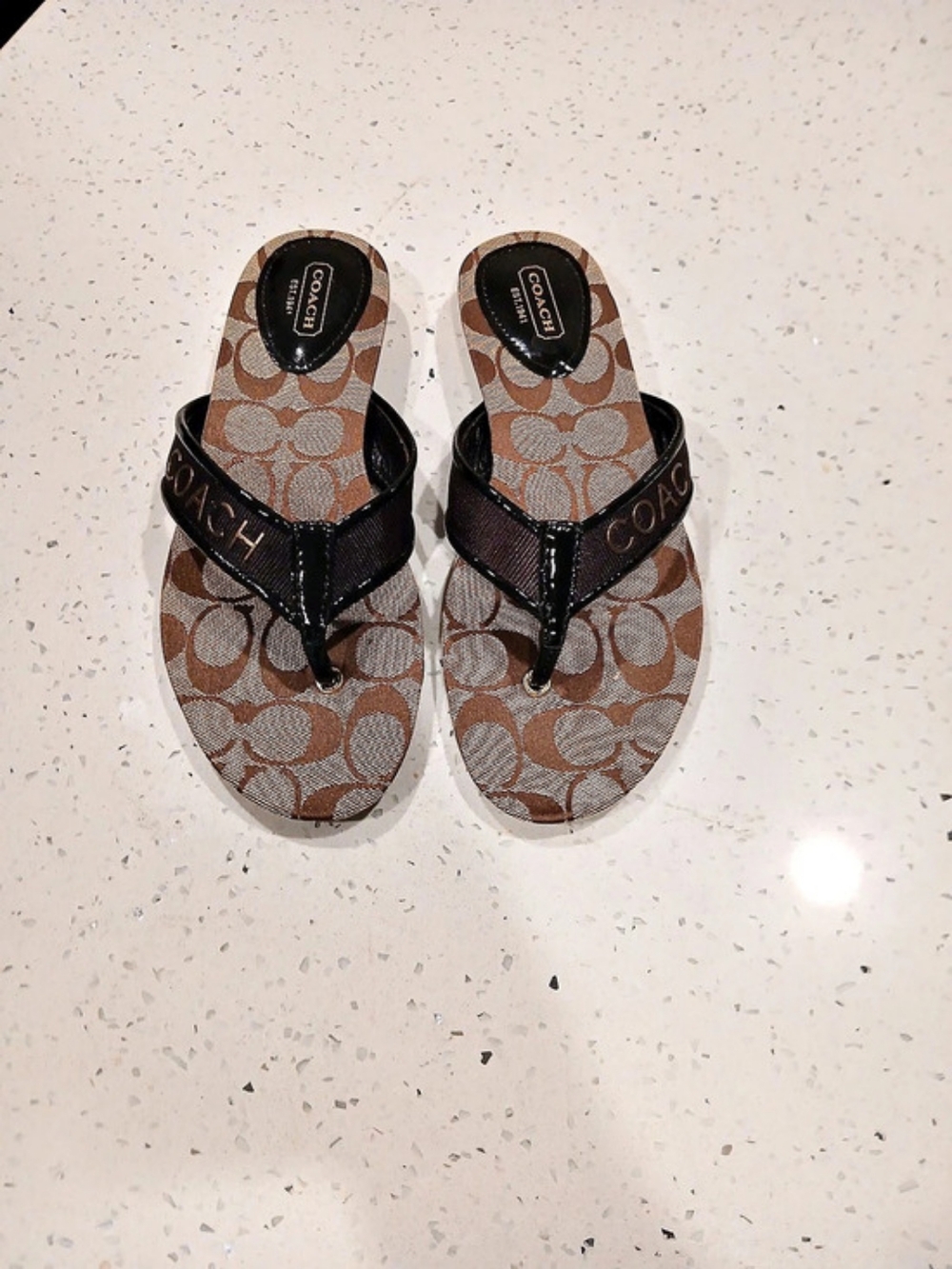 Coach Jolene Signature Wedge Flip Flop Sandals in Brown & Black Sz 7.5 B